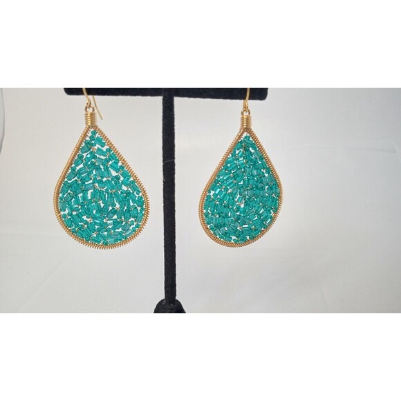 Handcrafted Cleopatra Emerald Green Czech Glass Goldtone Wire Earrings - Picture 1 of 10